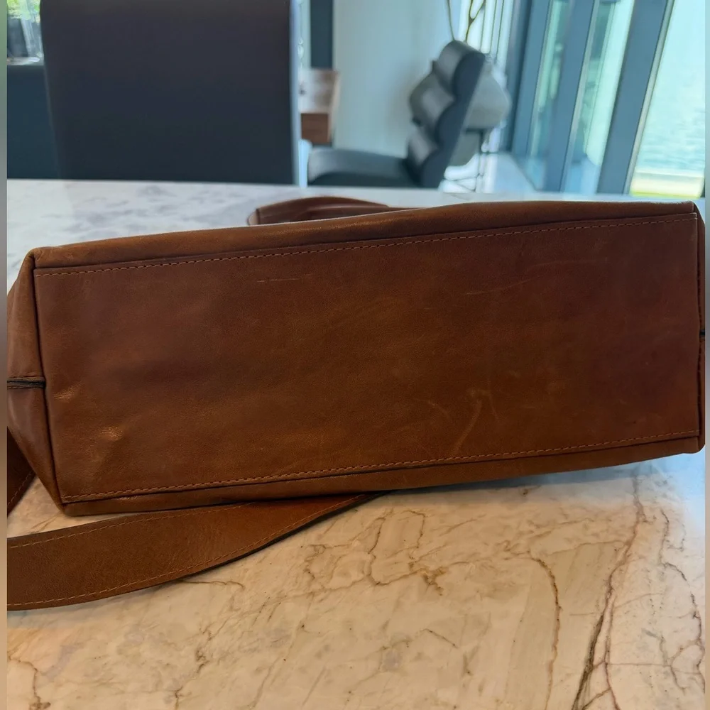 Classic Italian Brown Leather Tote/ Crossbody Bag
